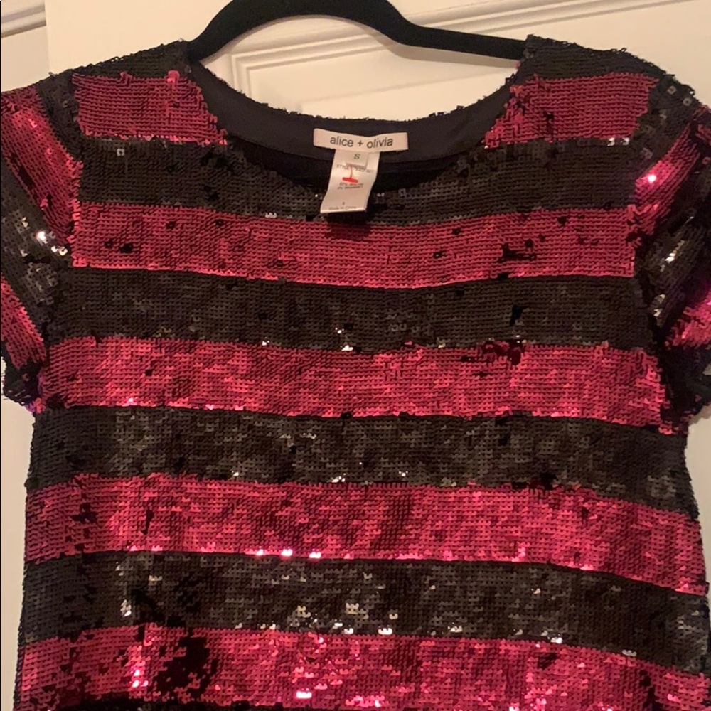 sequin top - Picture 2 of 3